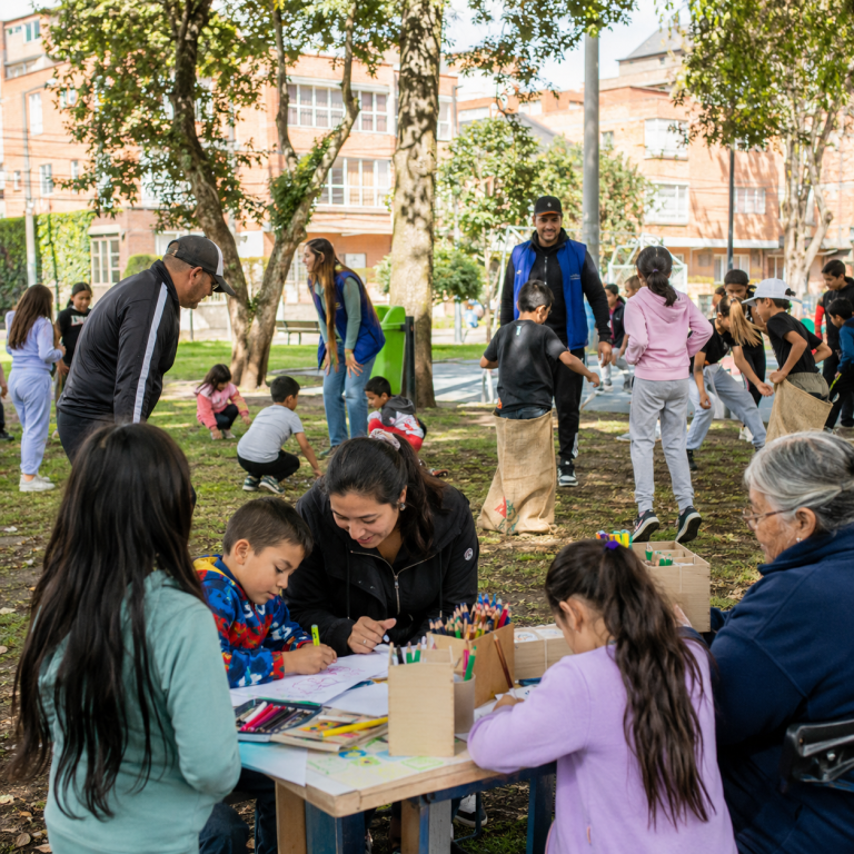Recreolab llega a Teusaquillo con juego, deporte y creación comunitaria